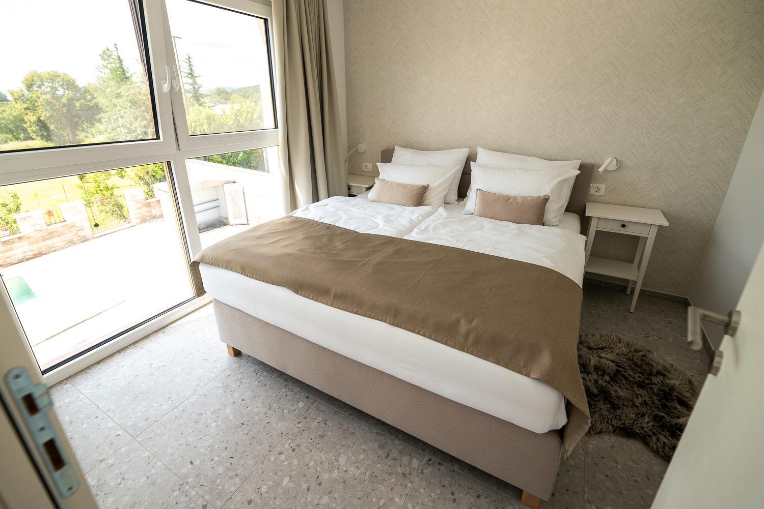 Sežana Apartments Kras 24 With Pool מראה חיצוני תמונה